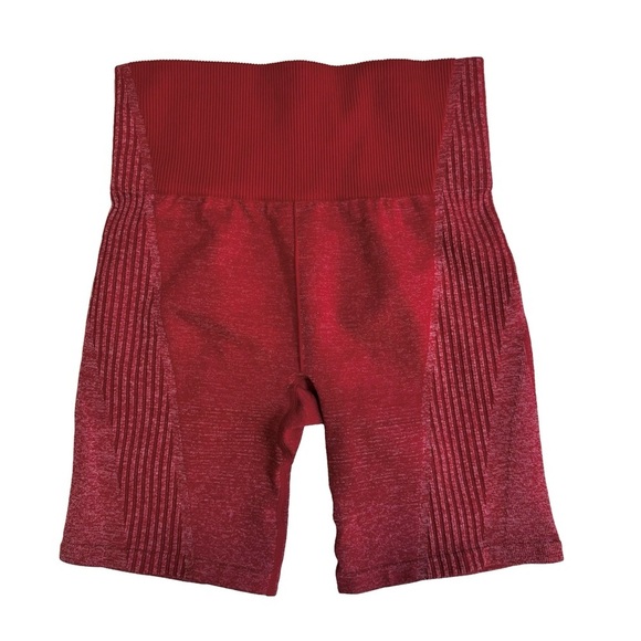 Fabletics Pants - Fabletics Red Ombré Seamless Shorts Size XS Very Stretchy Workout  Shorts NWOT